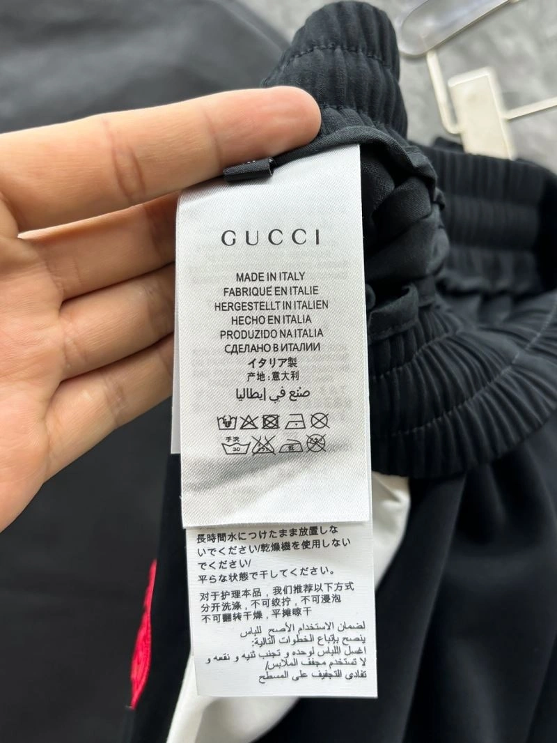 Gucci Long Pants Minimalist 126358