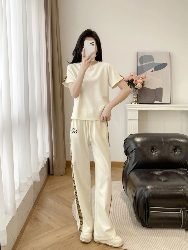 Gucci Long Suits Efficient 128618