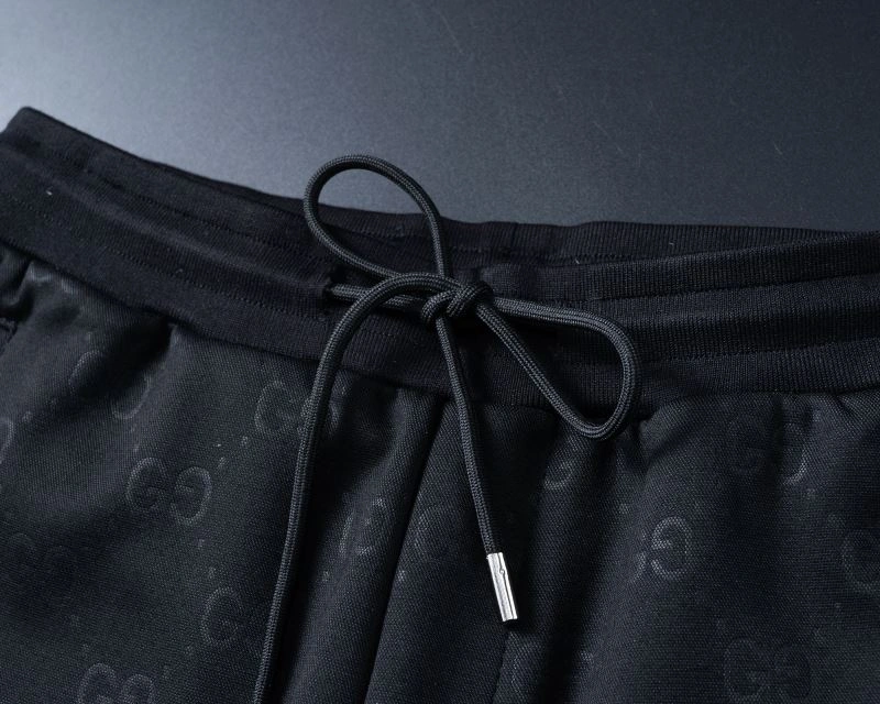 Original Gucci Long Suits 128922