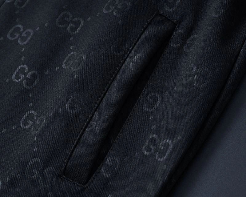Original Gucci Long Suits 128922