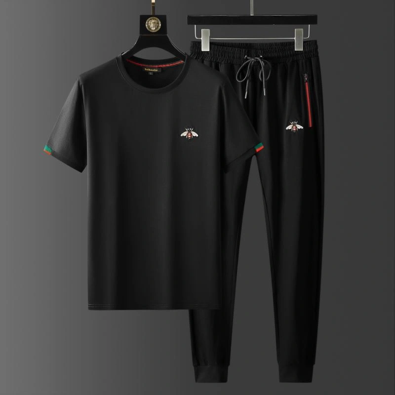 Gucci Long Suits Sleek 125010