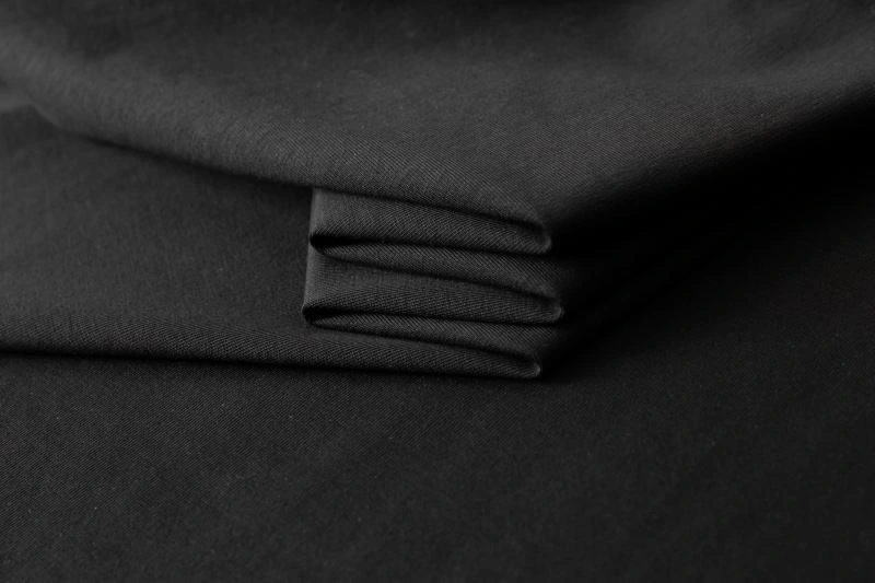 Gucci Long Suits Sleek 125010