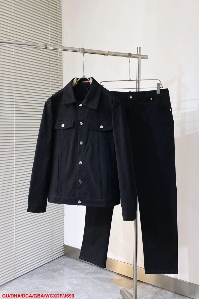 Gucci Long Suits Breathable 128869