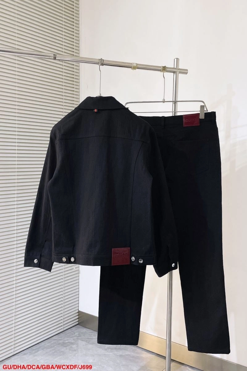 Gucci Long Suits Breathable 128869