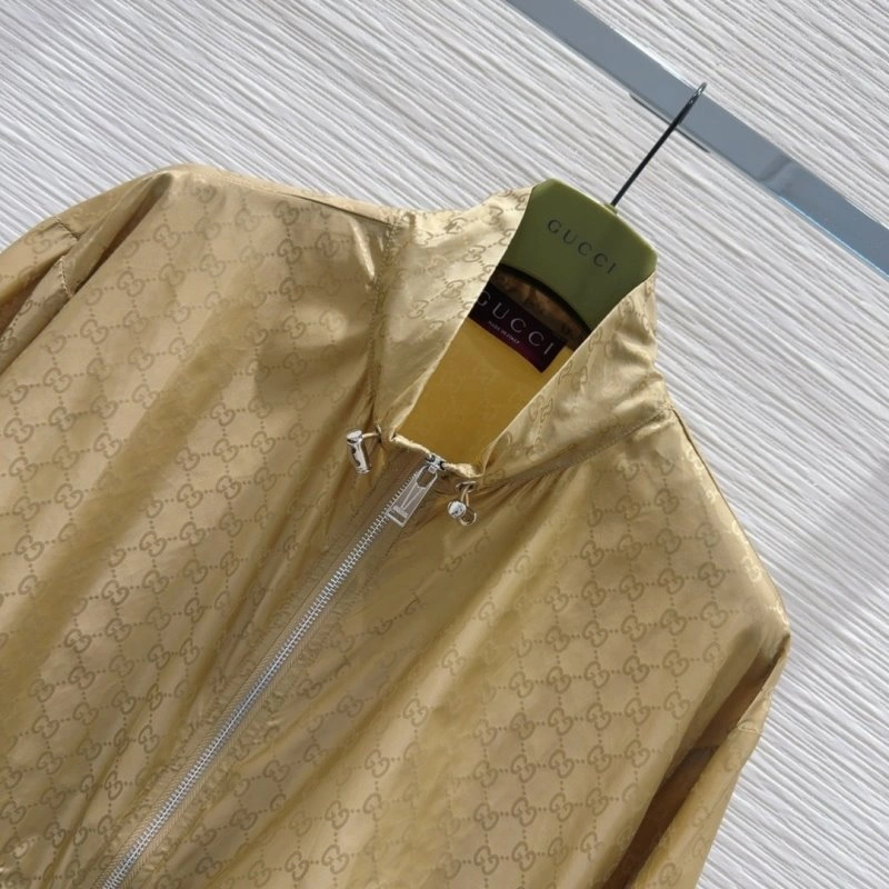 EyeCatching Gucci Long Suits 124674