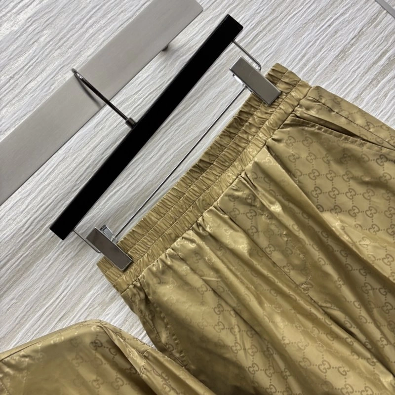 Affordable Gucci Long Suits 124668