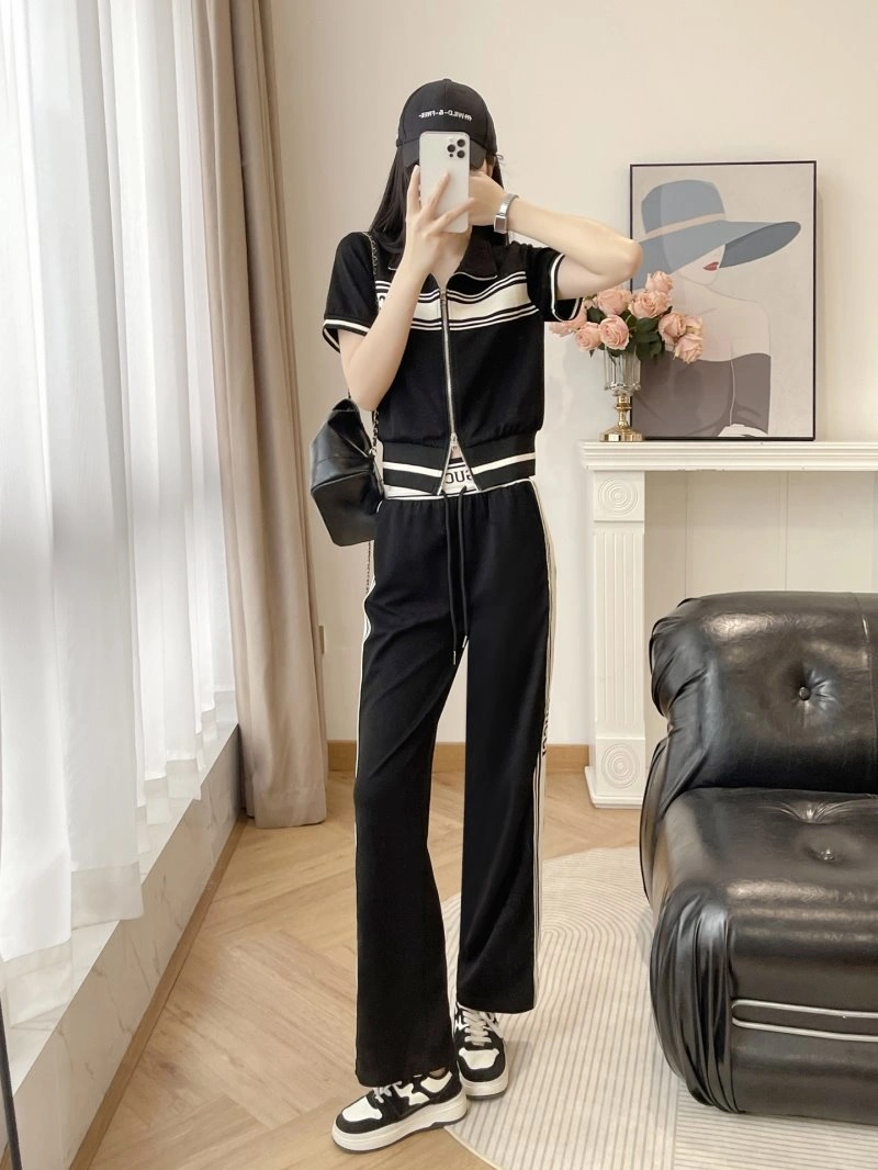 Gucci Long Suits EyeCatching 124946