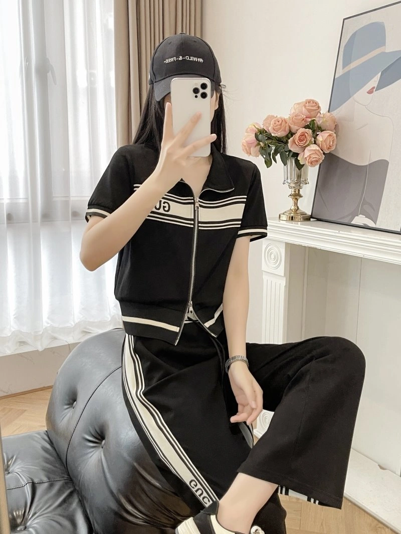 Gucci Long Suits EyeCatching 124946