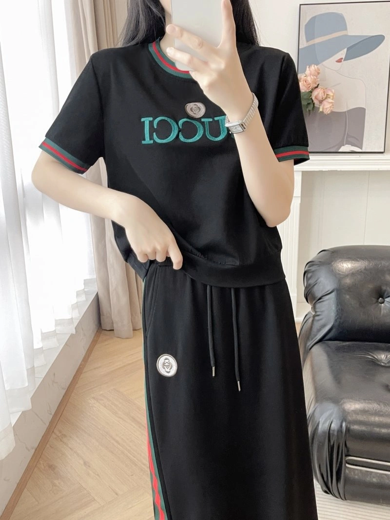 Gucci Long Suits Supportive 124957