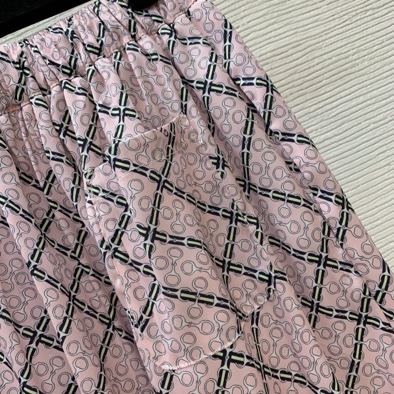 Sleek Gucci Long Suits 124444
