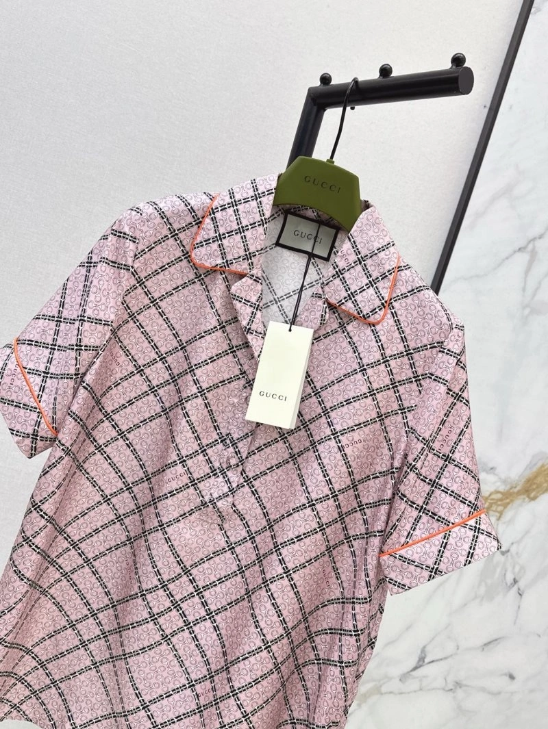Premium Gucci Long Suits 124446