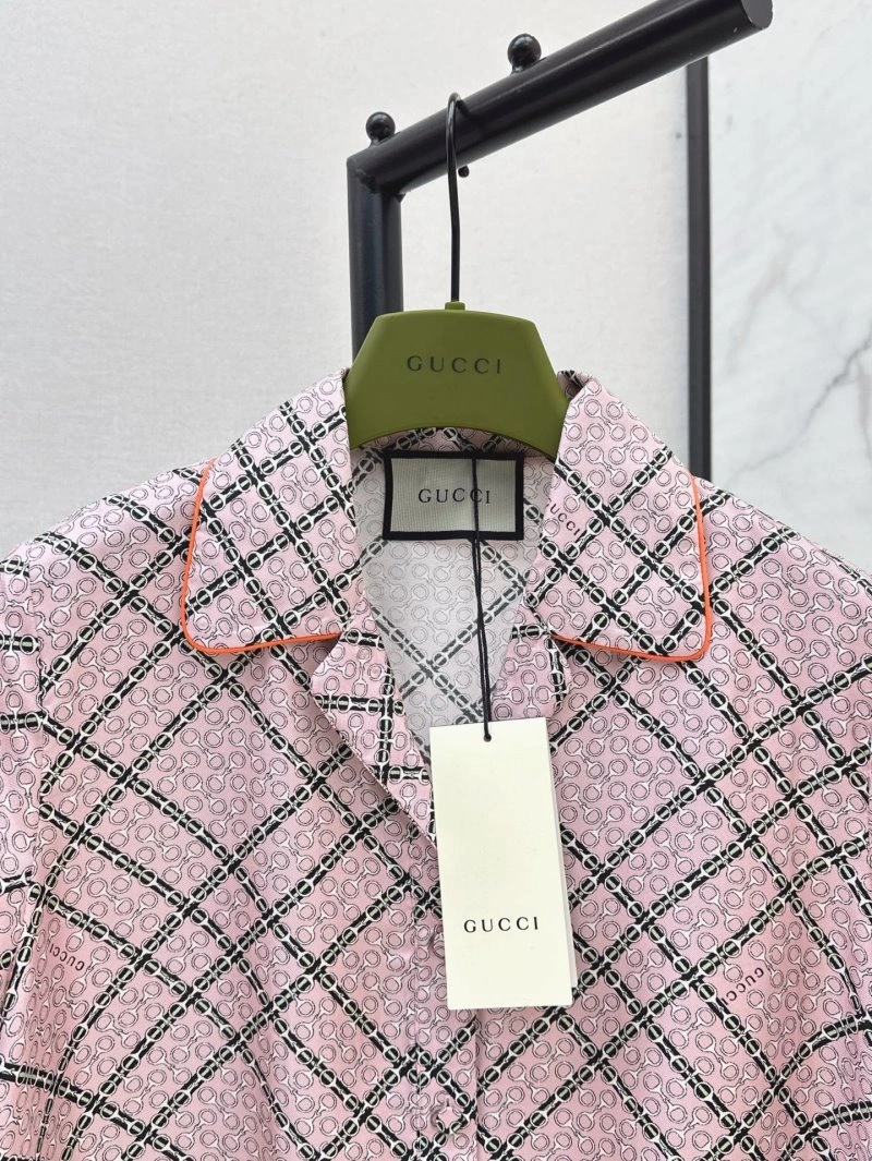 Premium Gucci Long Suits 124446