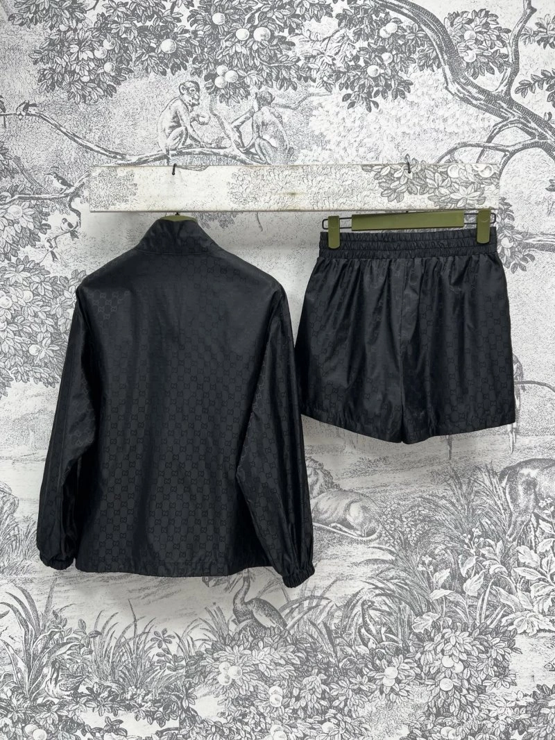 Gucci Long Suits Functional 124428