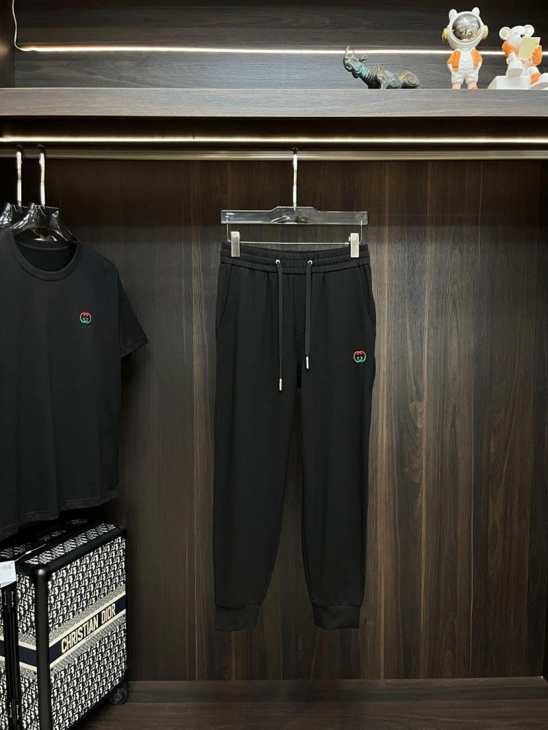 Durable Gucci Long Suits 126787