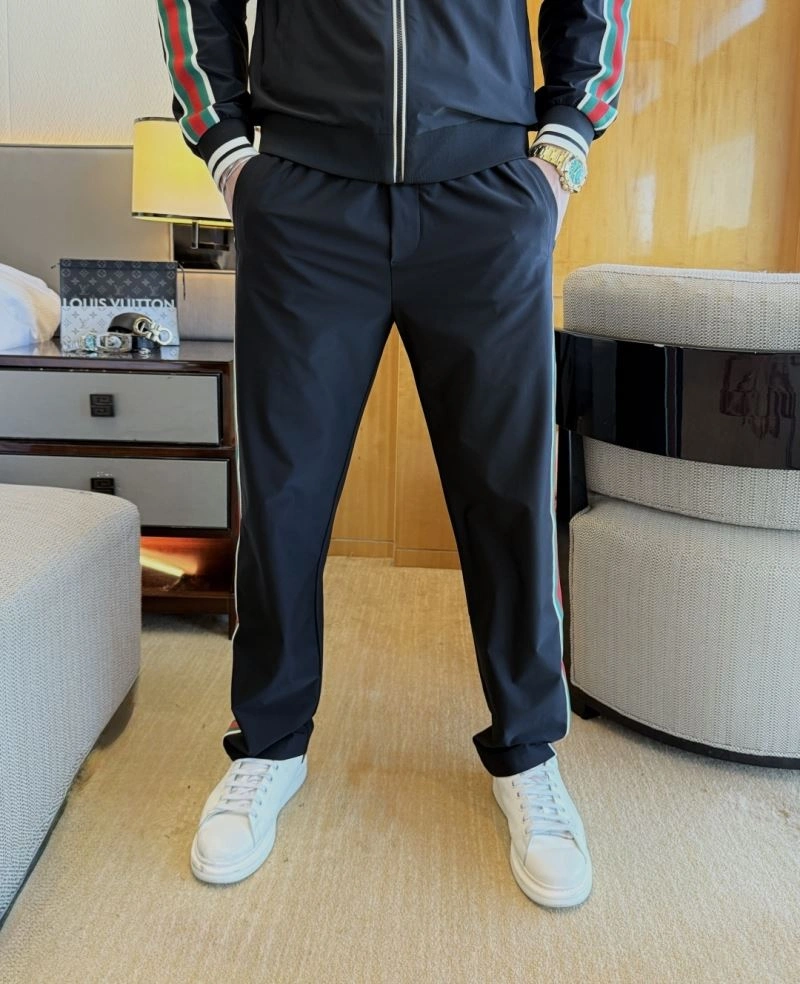 Gucci Long Suits Stylish 124240