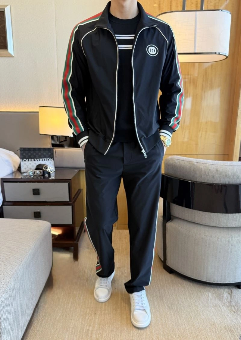Gucci Long Suits Stylish 124240
