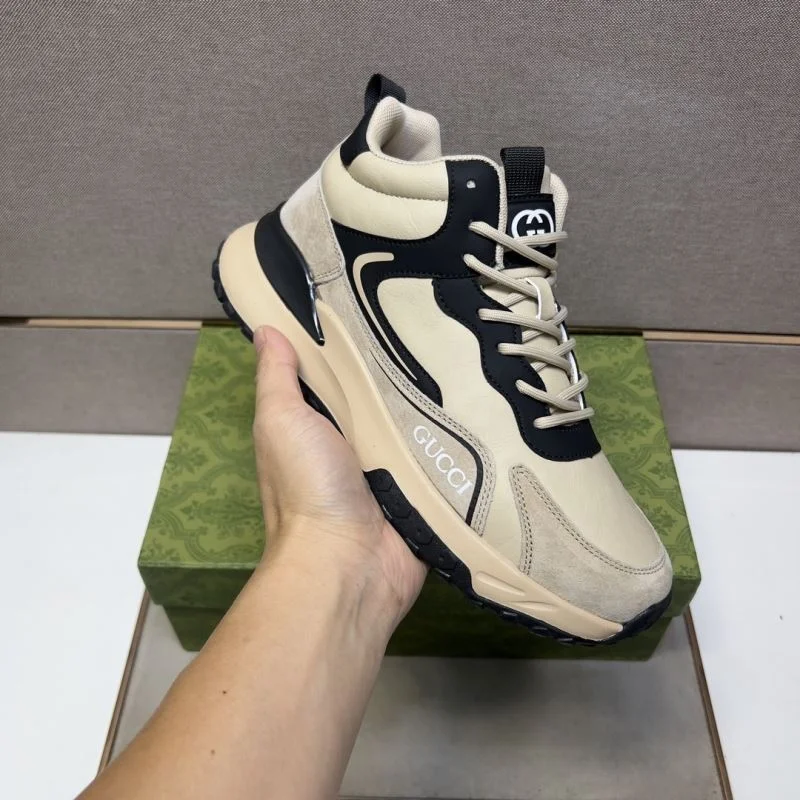 WaterResistant Gucci Low Shoes 24205