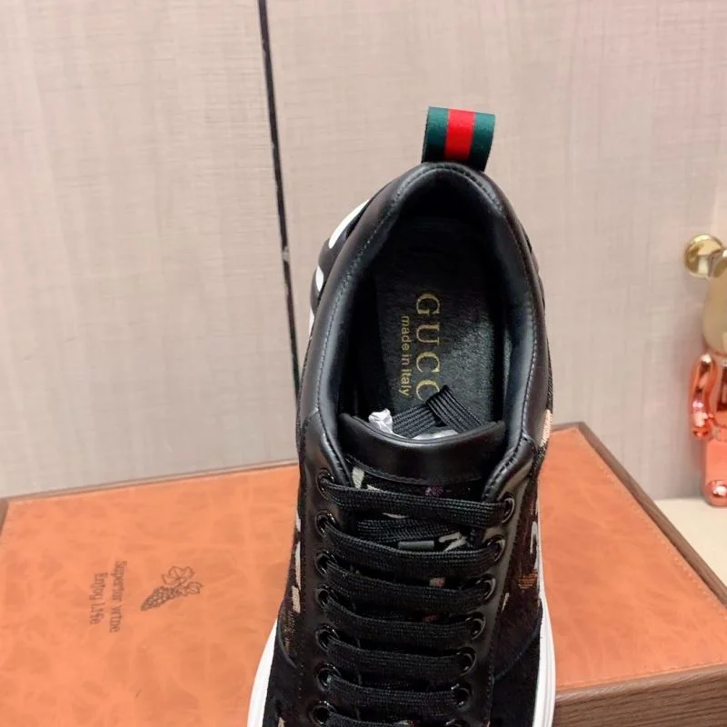 Gucci Low Shoes Sustainable 24188