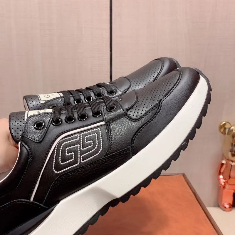 Gucci Low Shoes MoistureWicking 24177