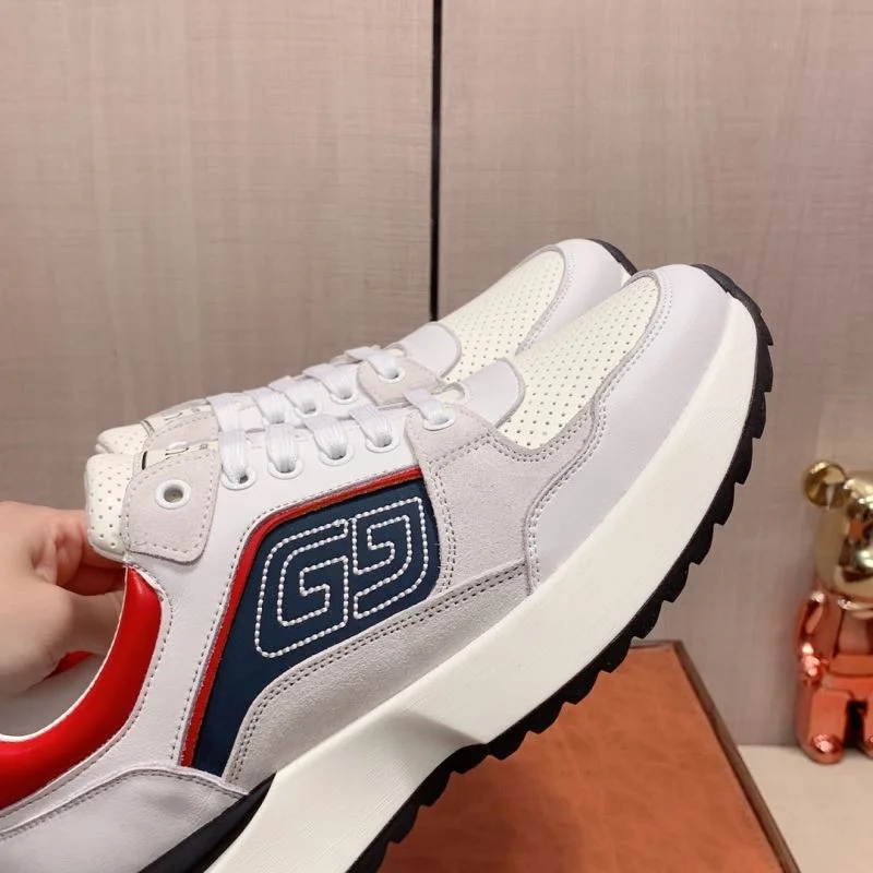 EyeCatching Gucci Low Shoes 24174