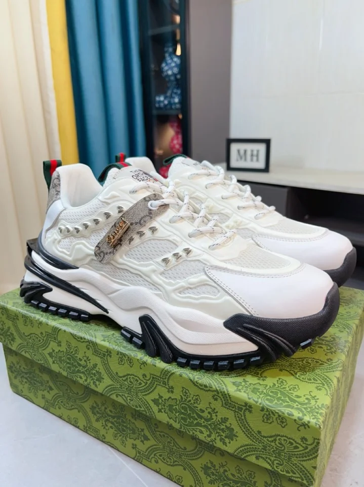 Gucci Low Shoes GoAnywhere 24172