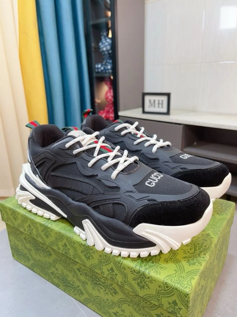Gucci Low Shoes Packable 24187