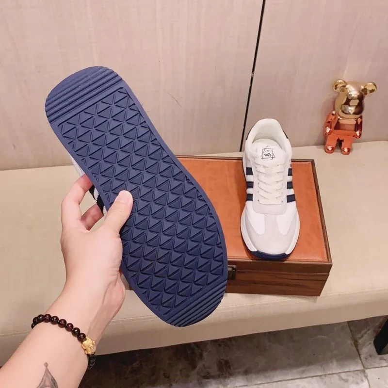 Gucci Low Shoes TimelessDesign 24159