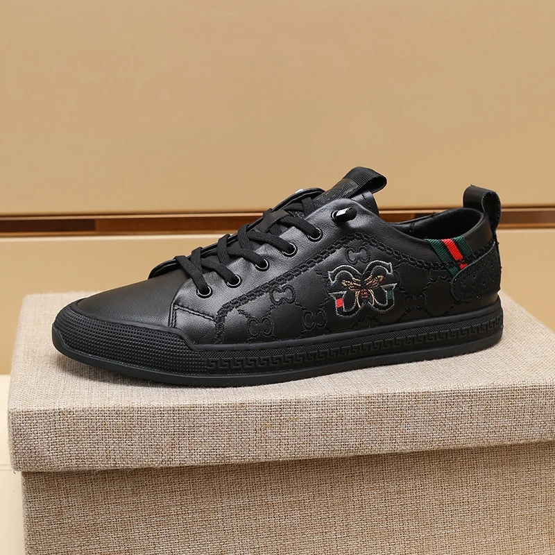 Gucci Low Shoes EyeCatching 24155