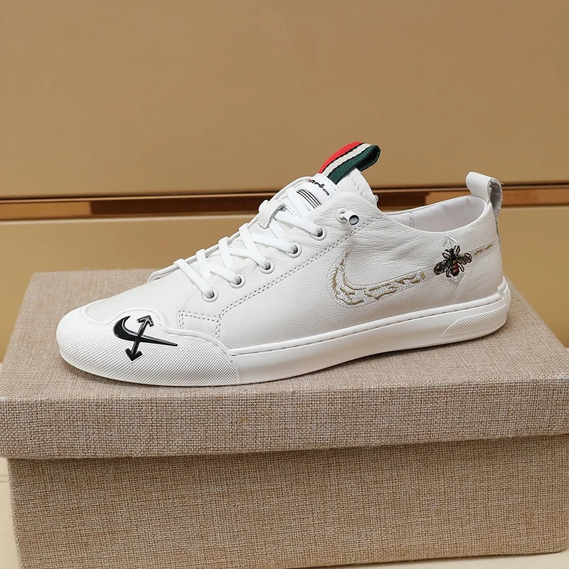 Gucci Low Shoes Comfortable 24149