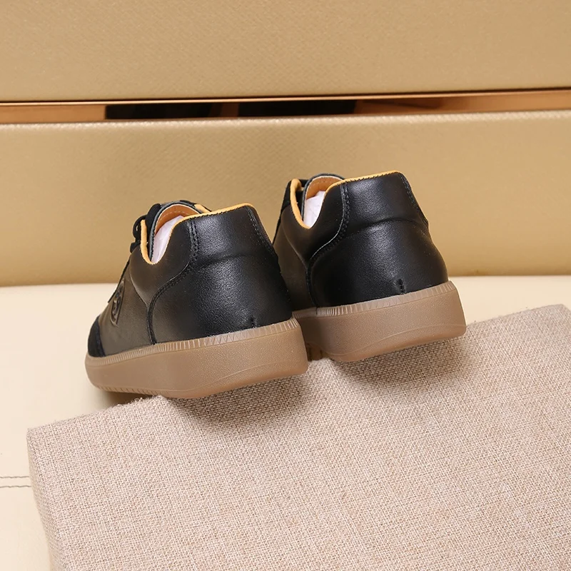Gucci Low Shoes Lightweight 24143