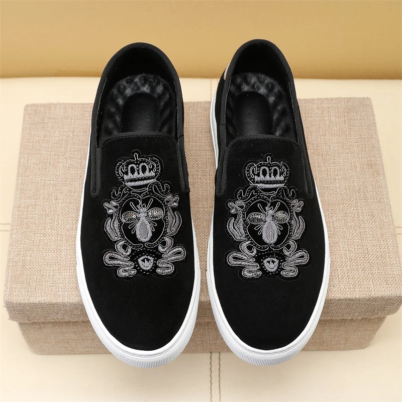 Gucci Low Shoes Chic 24141