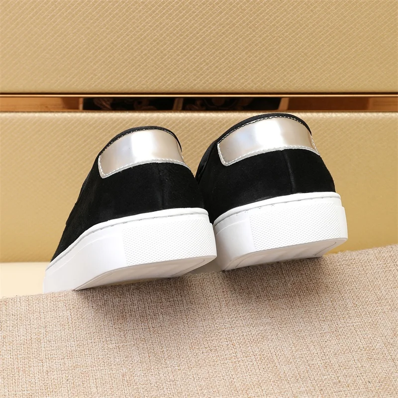 Gucci Low Shoes Chic 24141