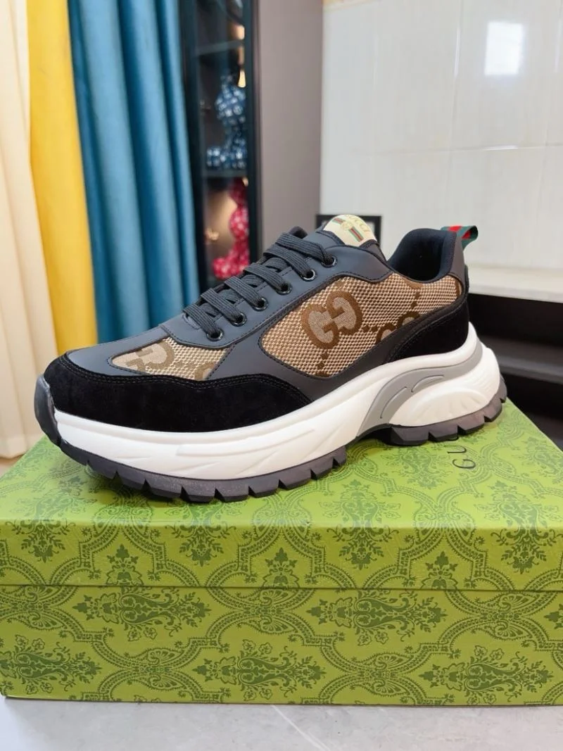 Durable Gucci Low Shoes 24135