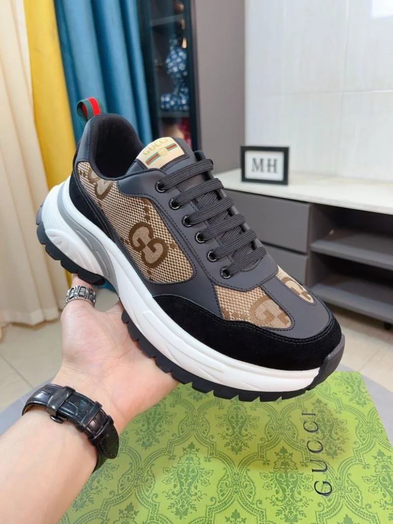 Durable Gucci Low Shoes 24135