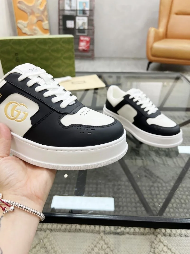 Gucci Low Shoes Sporty 24123