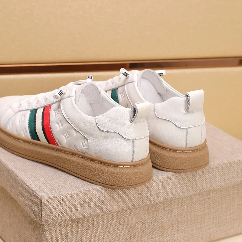 Gucci Low Shoes WaterResistant 24113