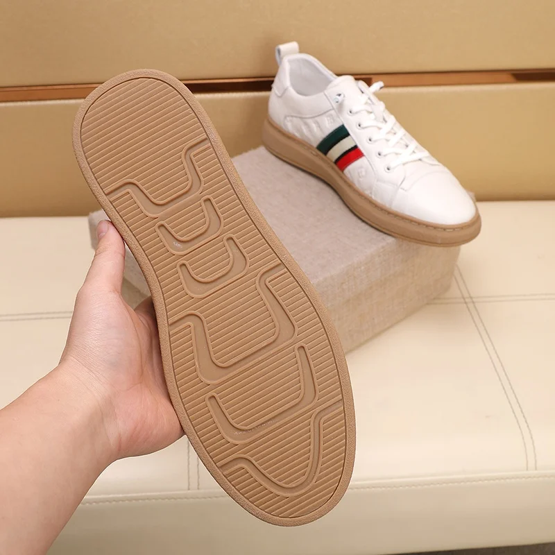 Gucci Low Shoes WaterResistant 24113