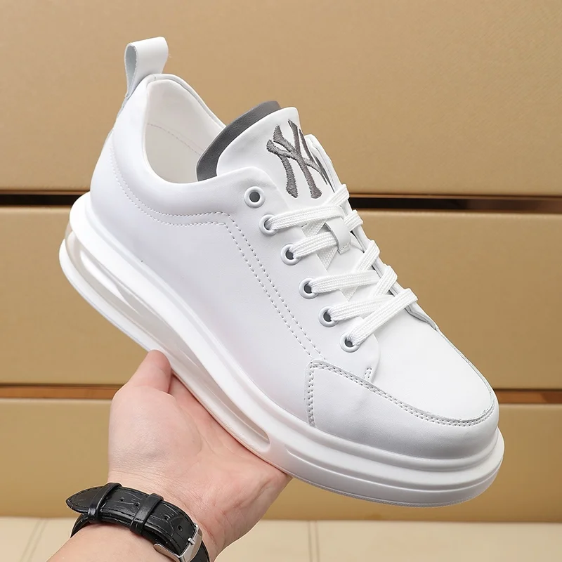 Gucci Low Shoes Packable 24112