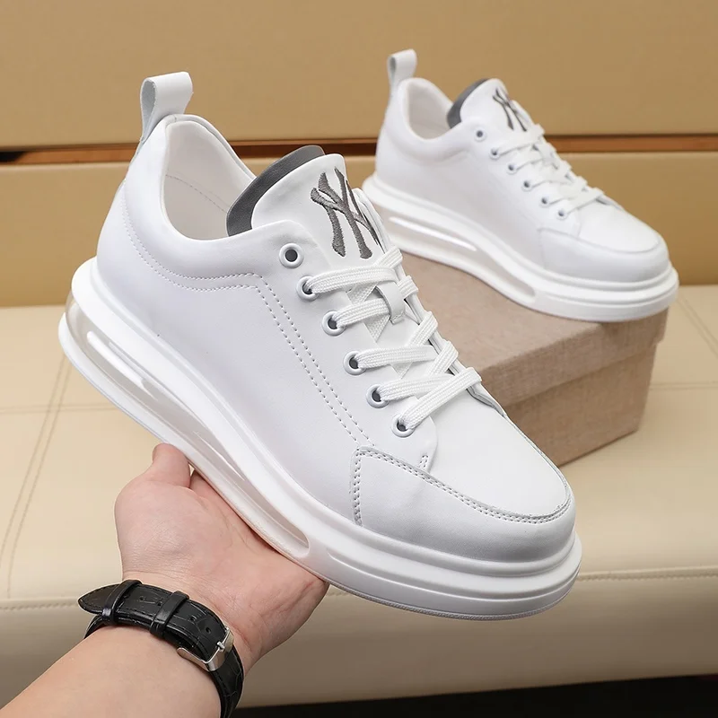 Gucci Low Shoes Packable 24112