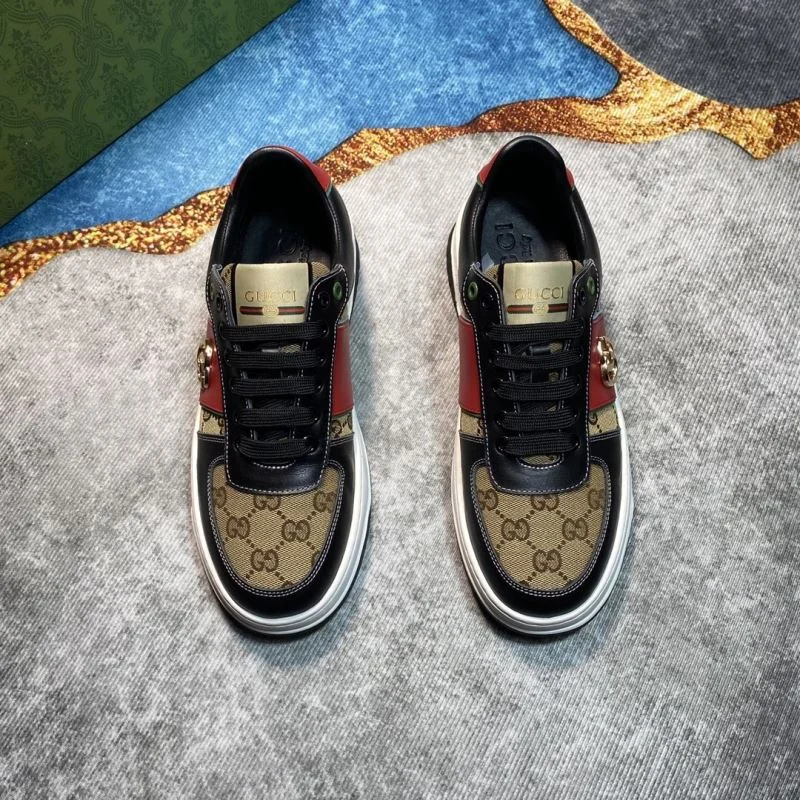 Gucci Low Shoes Seasonal 24098