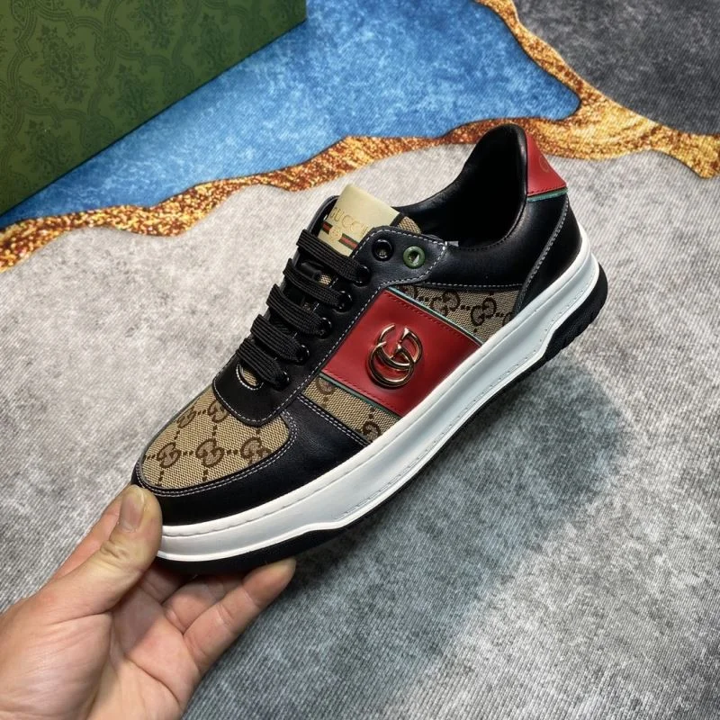 Gucci Low Shoes Seasonal 24098