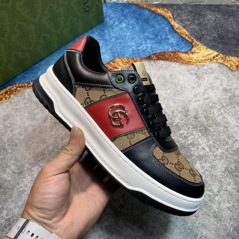 Gucci Low Shoes Seasonal 24098