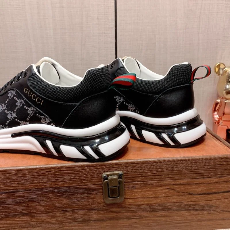 TechFriendly Gucci Low Shoes 24115