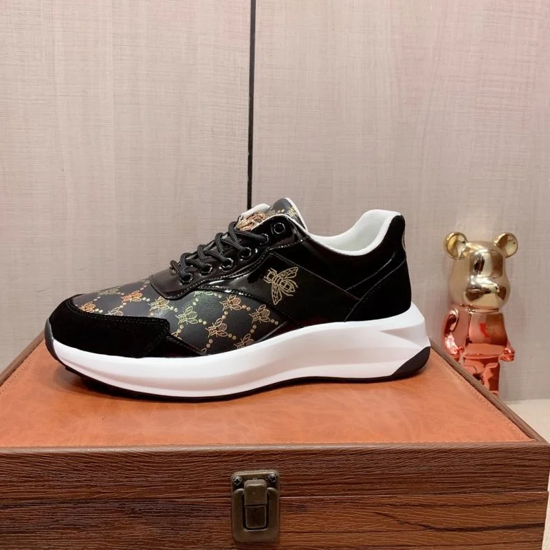 Neat Gucci Low Shoes 24110