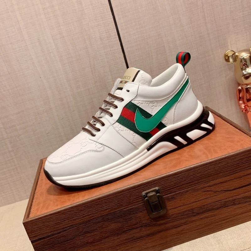 Supportive Gucci Low Shoes 24118
