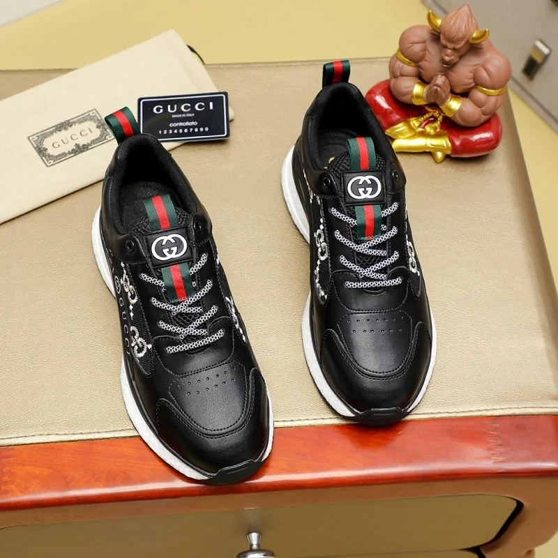 Breathable Gucci Low Shoes 24089