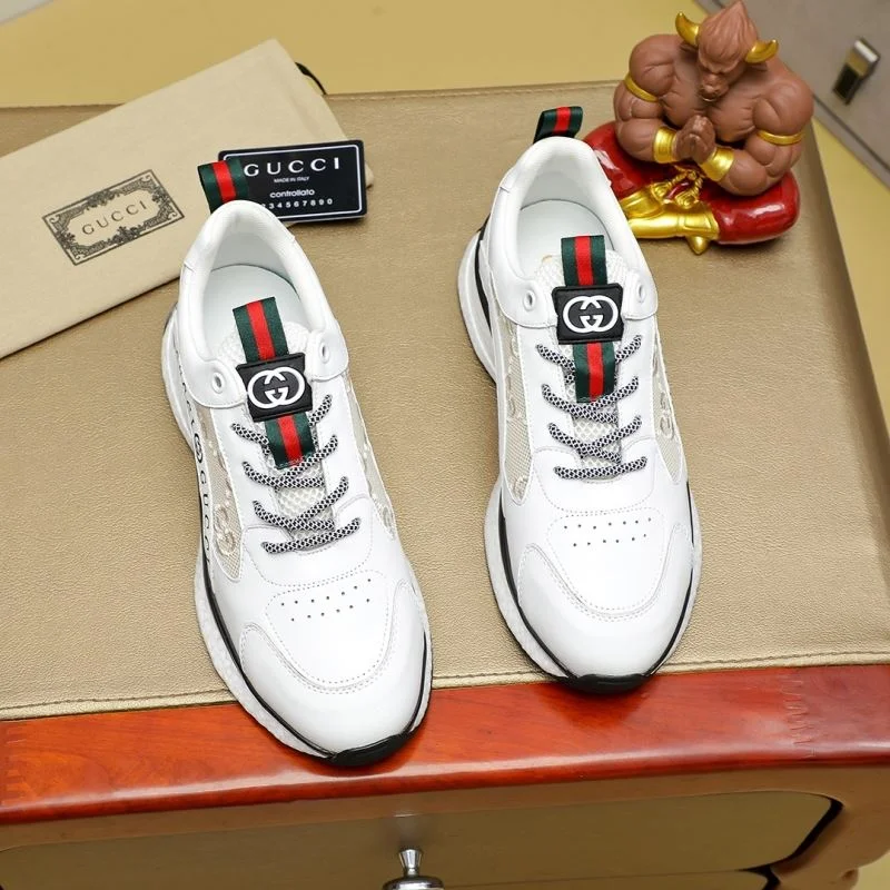 RelaxedFit Gucci Low Shoes 24087