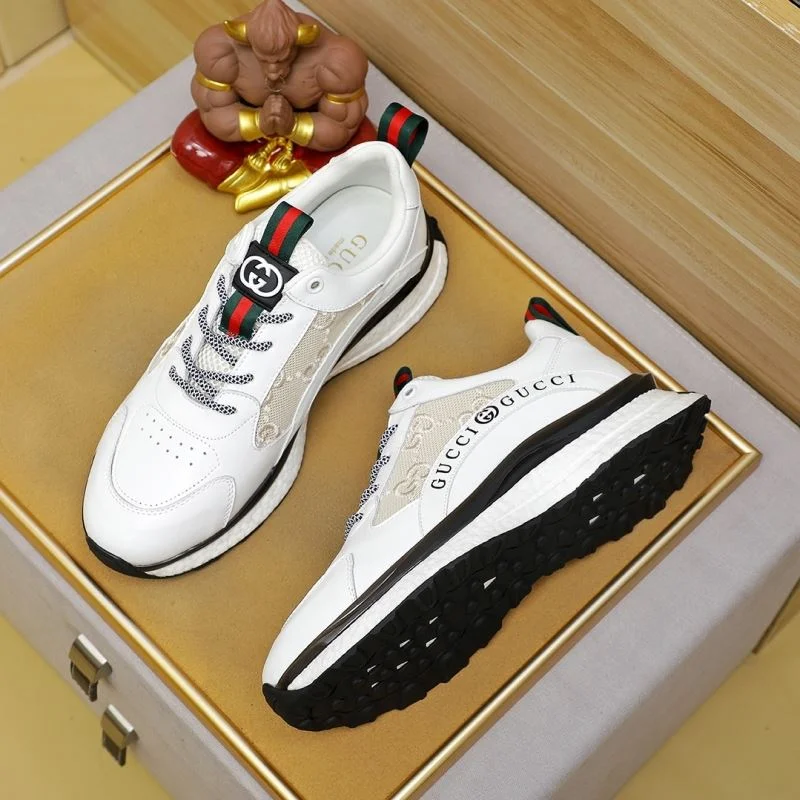 RelaxedFit Gucci Low Shoes 24087