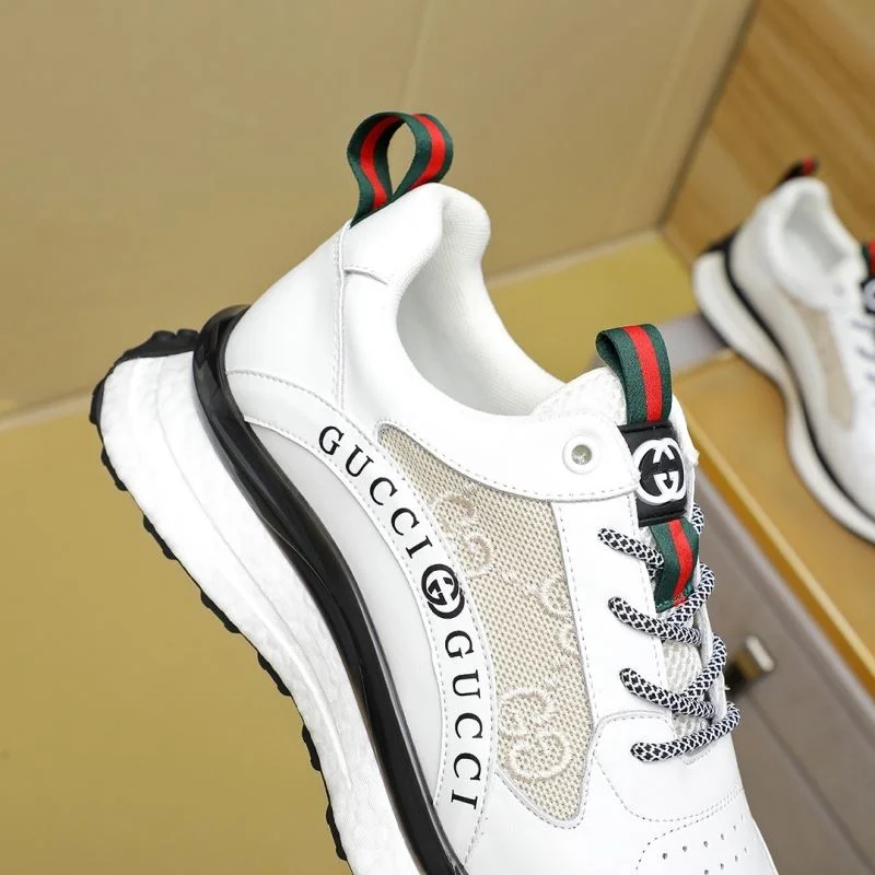 RelaxedFit Gucci Low Shoes 24087