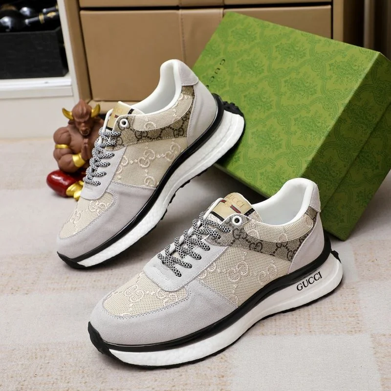 Unisex Gucci Low Shoes 24072